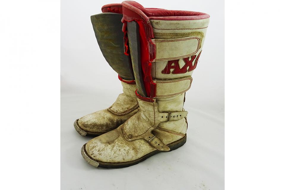 Axo vintage boots